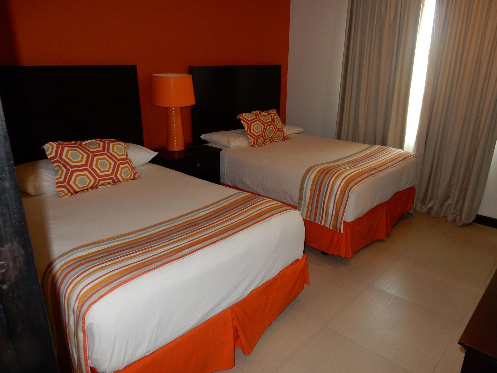 Talk Of The Town Beach Hotel & Beach Club By Gh Hoteles Oranjestad Exterior foto