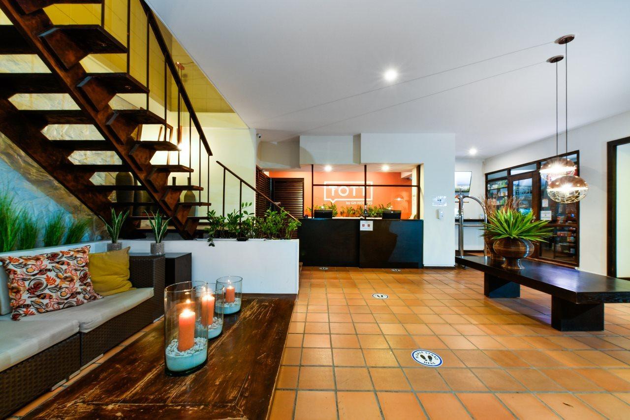 Talk Of The Town Beach Hotel & Beach Club By Gh Hoteles Oranjestad Exterior foto
